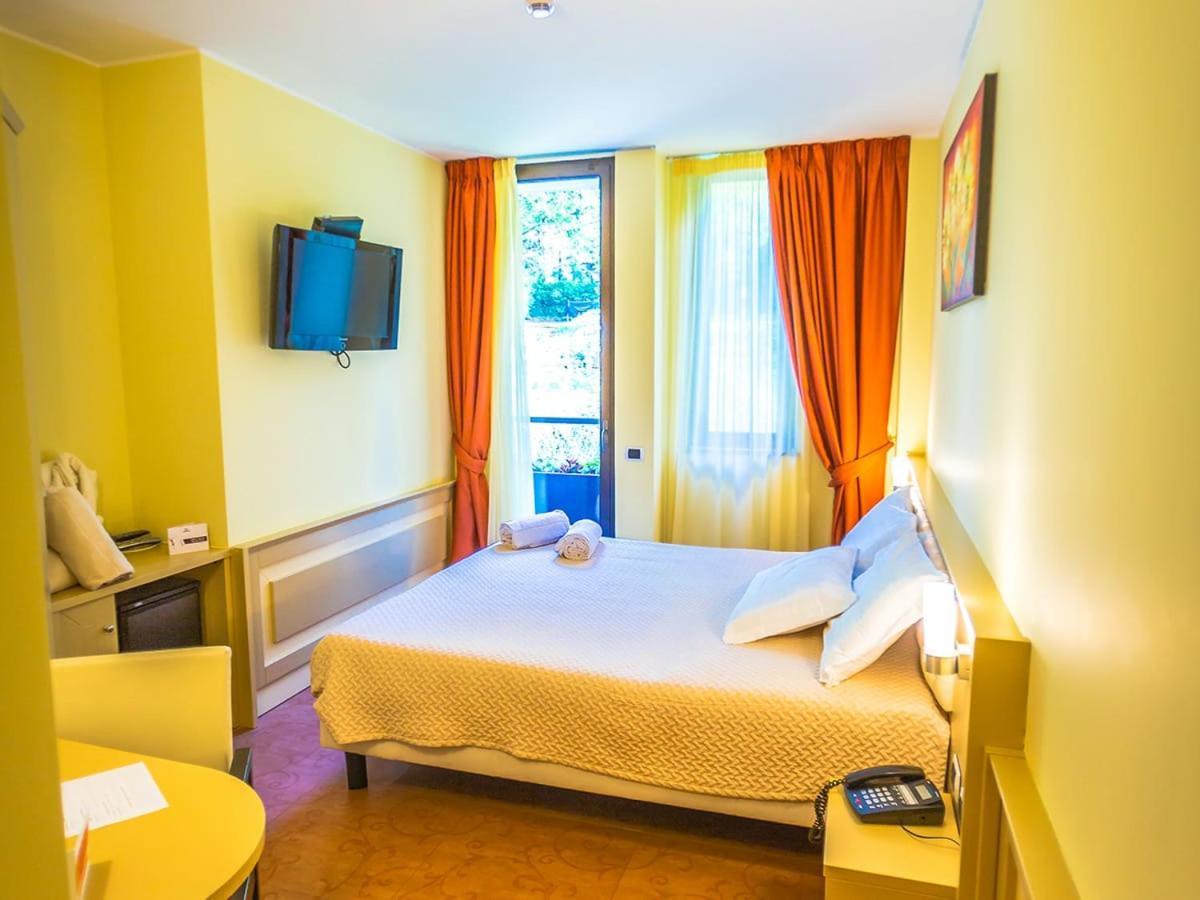 Relais Sans Soucis & Spa Ronciglione  Exterior photo